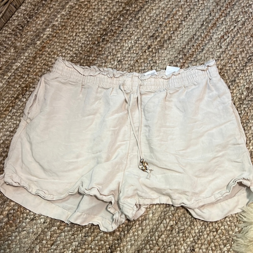 H&M linen shorts